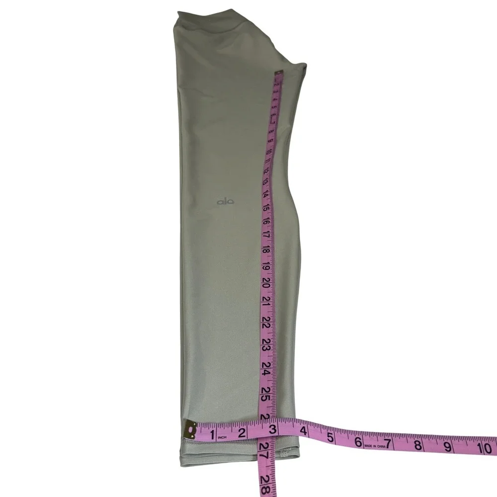 Alo Yoga Women's High Waist Leggings Sage Green Size Small‎ Athleisure Workout
